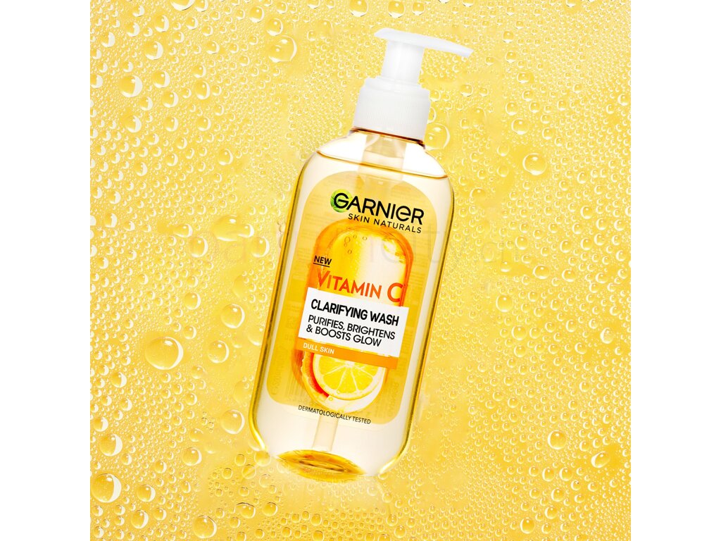 Garnier - Vitamin C - Siero viso illuminante con il 3,5% di vitamina C +  Niacinamide + SA